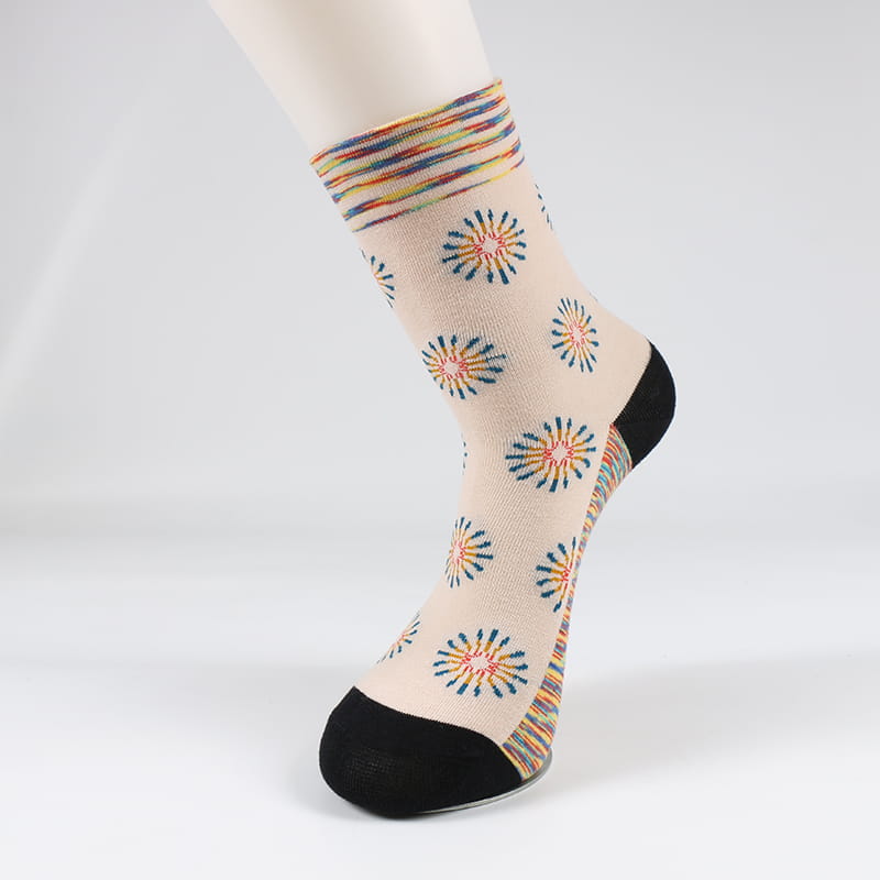 Calcetines bonitos con estampado de flores y dibujos animados para mujer, calcetines de algodón con estampado artístico, creativos y coloridos con personalidad, calcetines de otoño e invierno