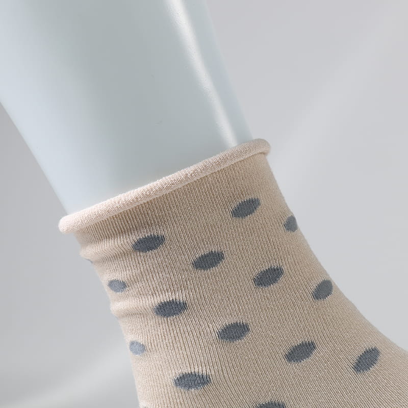 Calcetines de señora súper suaves de jacquard de seda hilada con puntos de moda