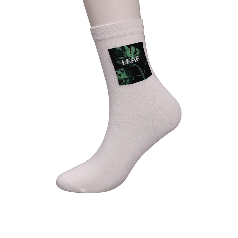 Calcetines de hombre de otoño e invierno cosidos a mano de jacquard con estampado 3D de imitación de spandex envuelto en nailon de seda hilada suave WSD2850