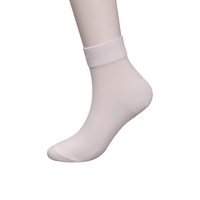 Calcetines de mujer con parte inferior de algodón y seda de nailon transparente a la moda Calcetines de mujer de seda transparente de nailon superfino Calcetines de mujer de seda cristalina WSD1946