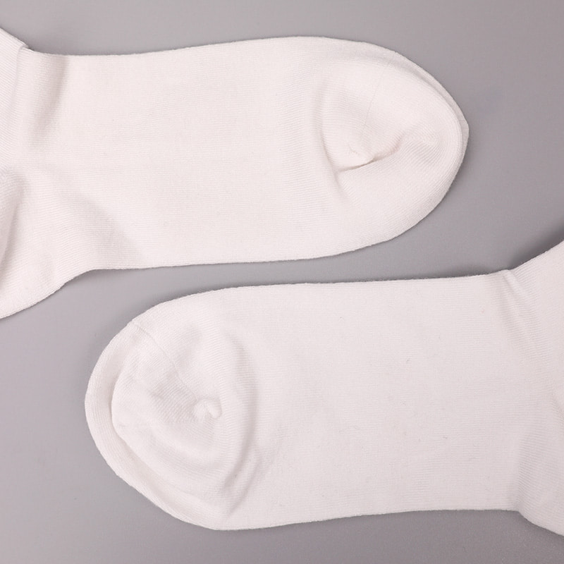 Calcetines de hombre de otoño e invierno cosidos a mano de jacquard con estampado 3D de imitación de spandex envuelto en nailon de seda hilada suave WSD2850